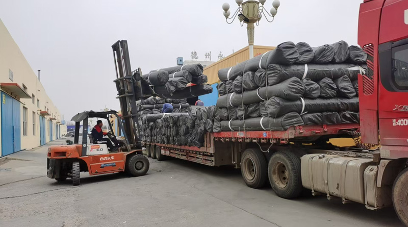 300g土工布发货雄安新区.jpg